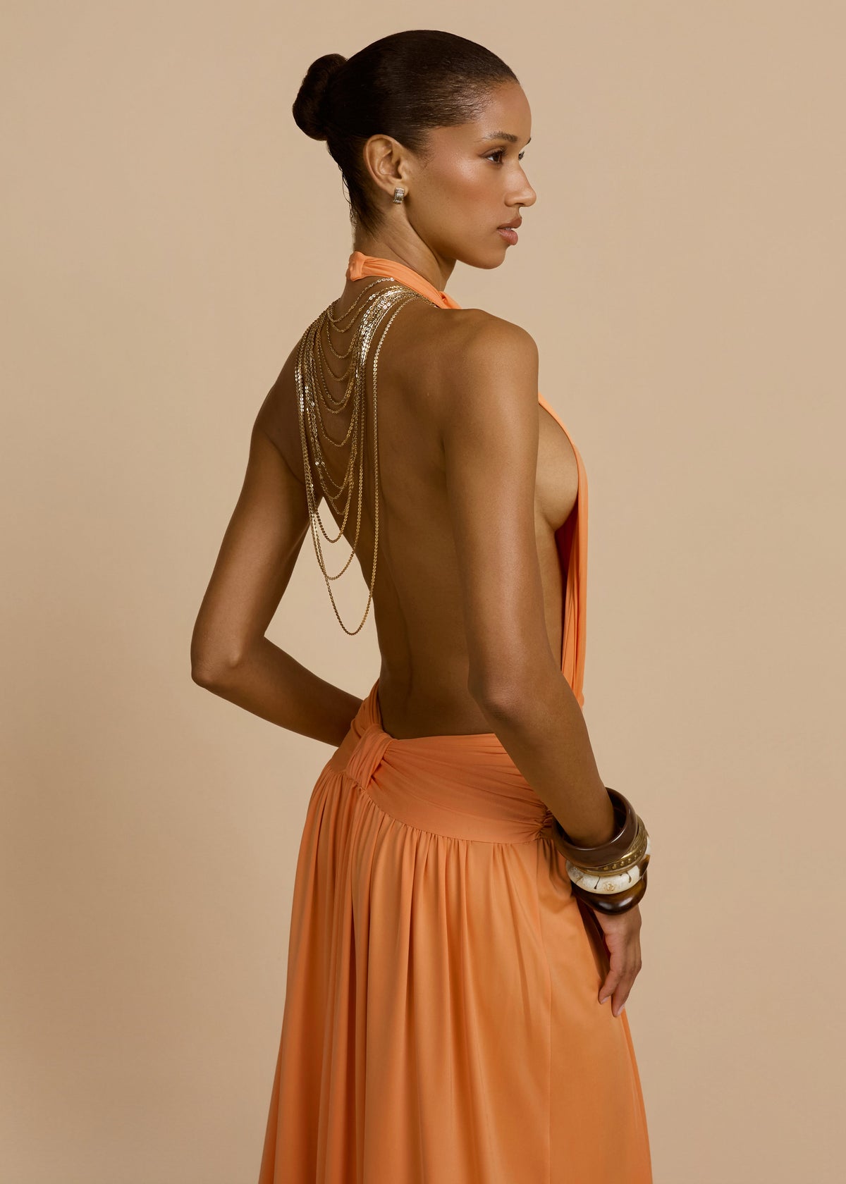 Fluido | vestido largo halter
