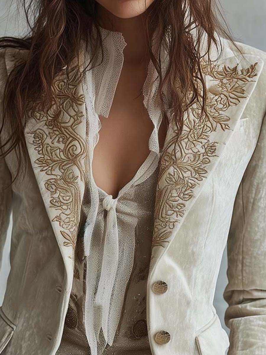 Perla | saco marfil con bordado dorado