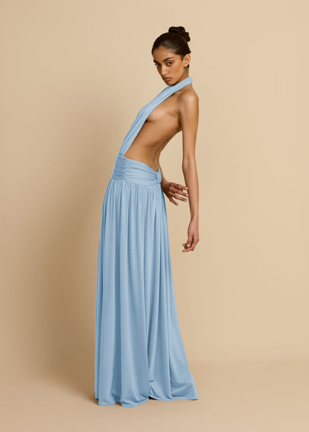 Fluido | vestido largo halter