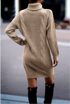 Montebello | vestido suéter corto de trenzas — Beige