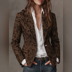 Pía | saco entallado de jacquard floral