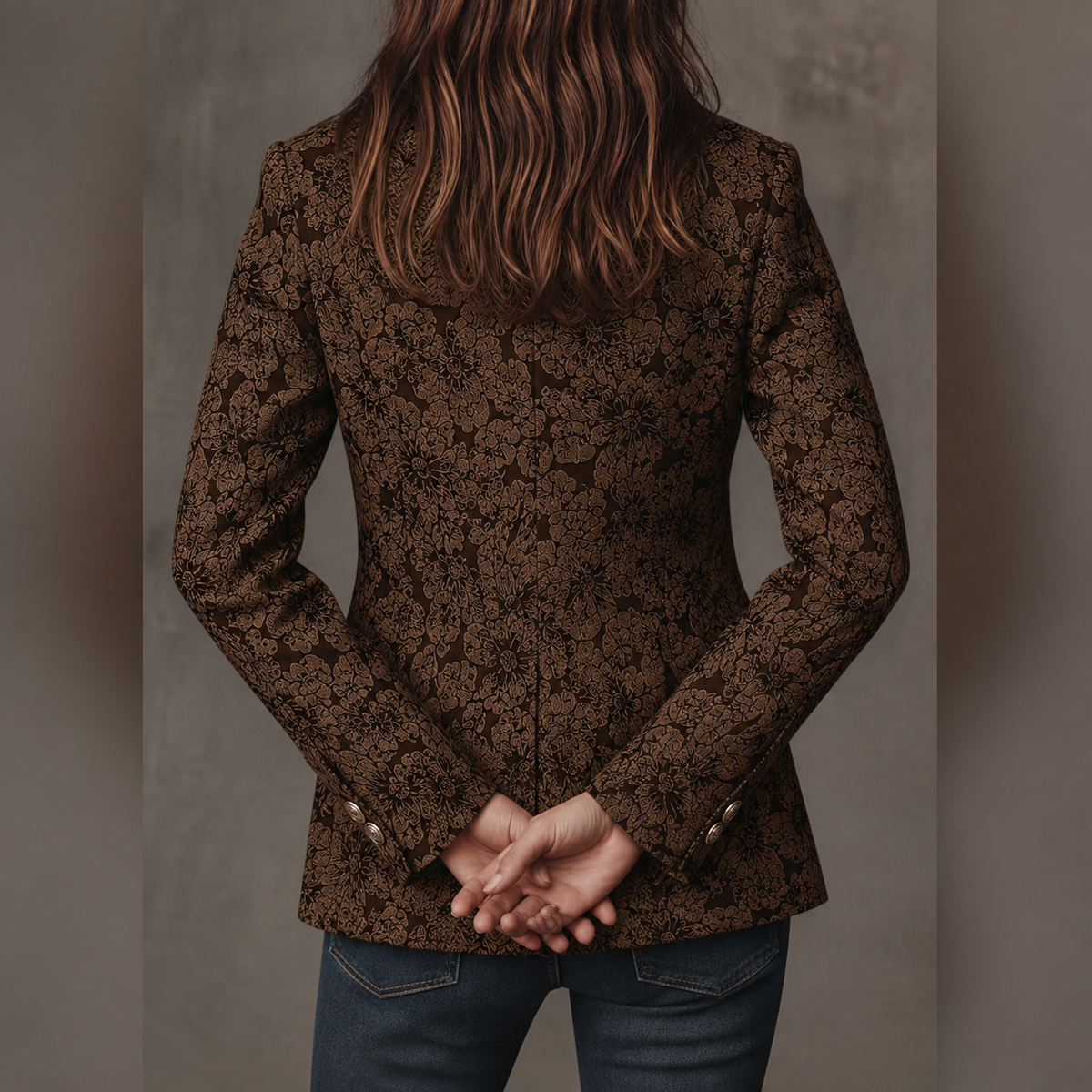 Pía | saco entallado de jacquard floral