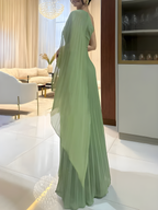 Olimpia | vestido largo plisado de un hombro — Verde salvia