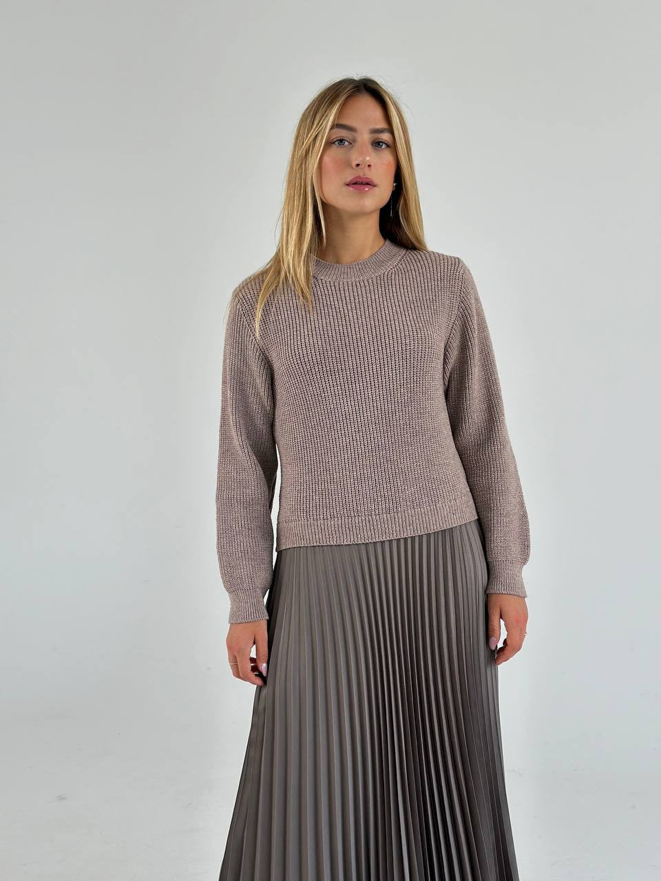 Candelaria | vestido largo de punto y falda plisada — Gris topo
