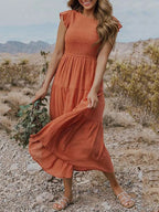 Maruata | vestido midi de capas con cuerpo fruncido — Terracota