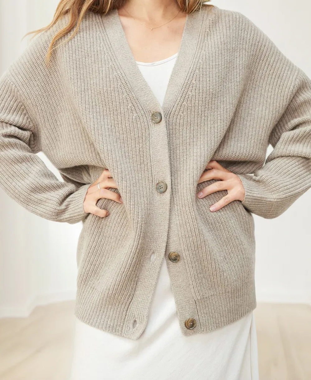 Aketzalli | cárdigan oversize de canalé — Beige grisáceo