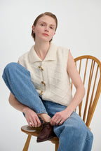 Nopala | chaleco de punto con cuello camisero — Crema