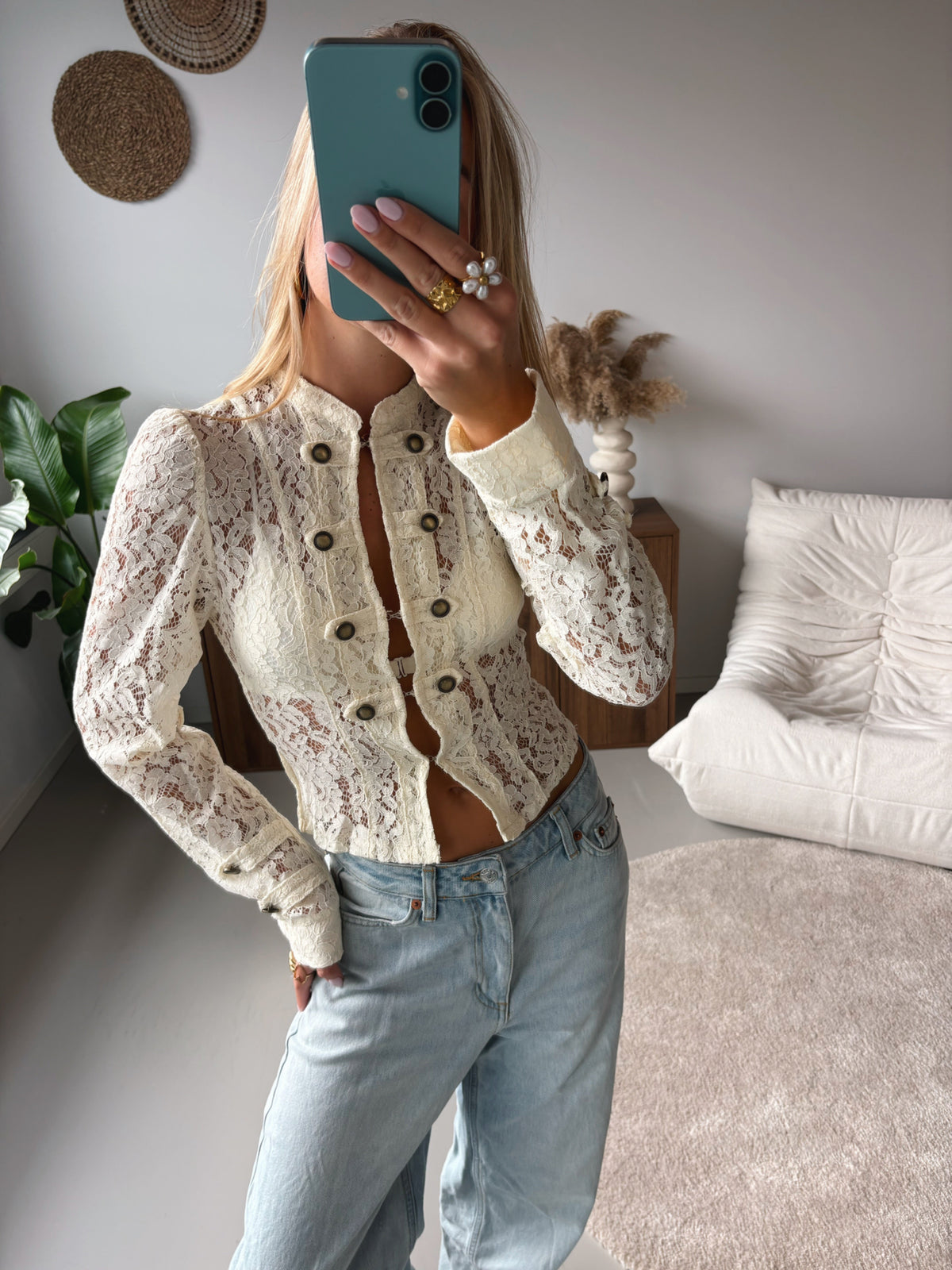 Amalia | blusa de encaje crudo