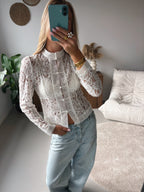Lugo | blusa de encaje entallada