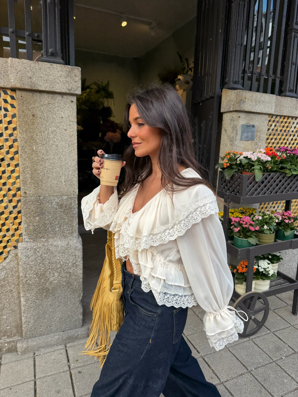 Matilde | blusa de olanes
