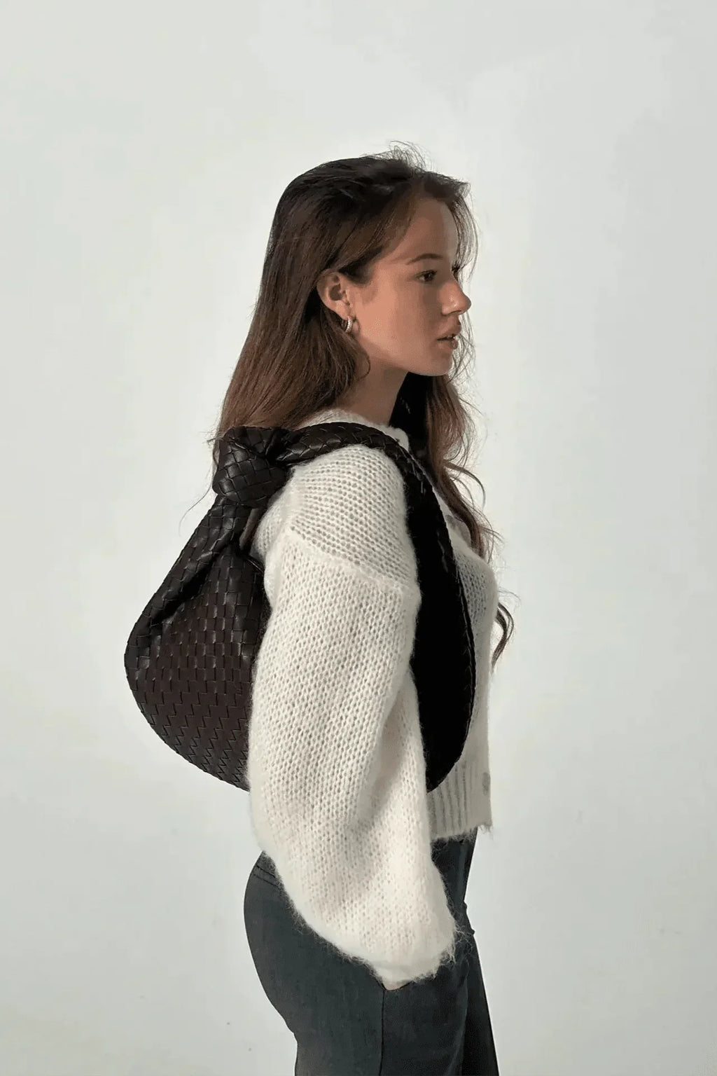 Bolsa de hombro tejida mediana, vista 12