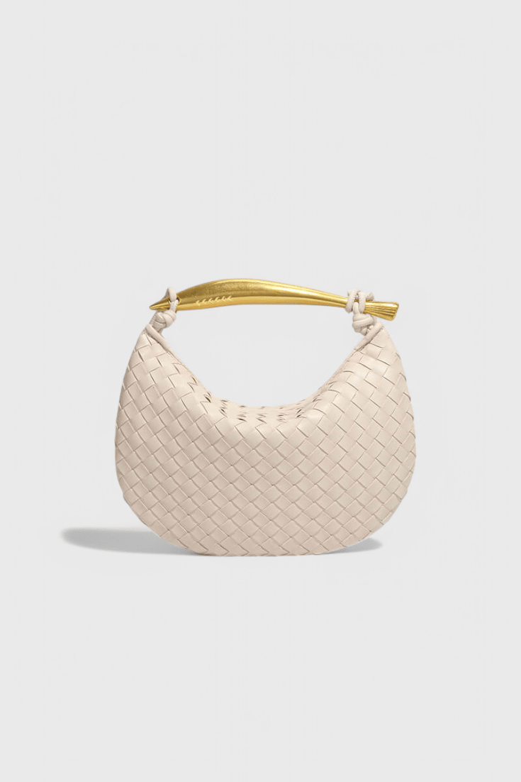 Bolsa tejida con asa metálica dorada, segunda vista