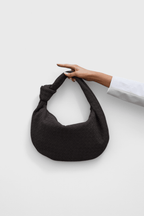 Bolsa tejida mediana con nudo, vista 8