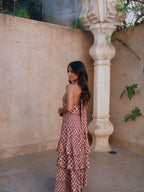 Conjunto de dos piezas con cuello halter, vista trasera