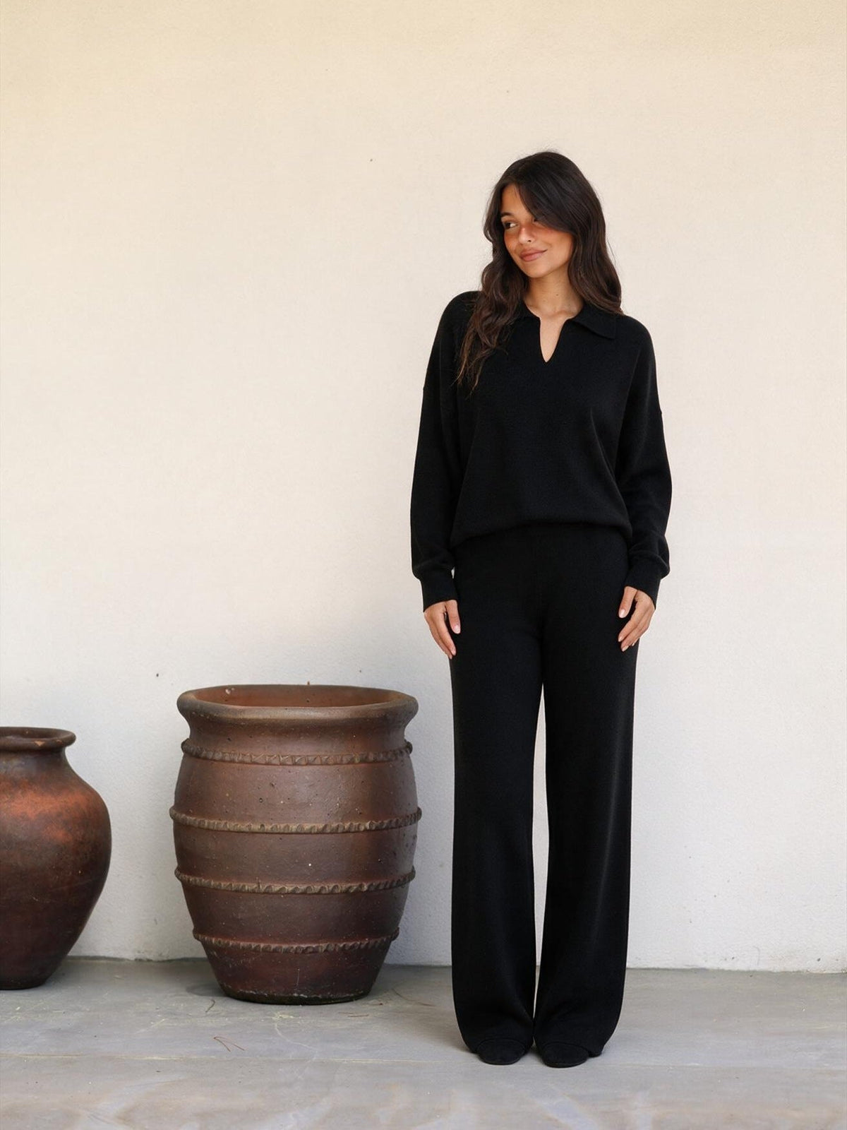 Conjunto de dos piezas tejido, color negro, vista frontal