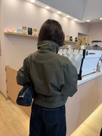 Gabardina corta con cuello mao, Caqui, sexta vista