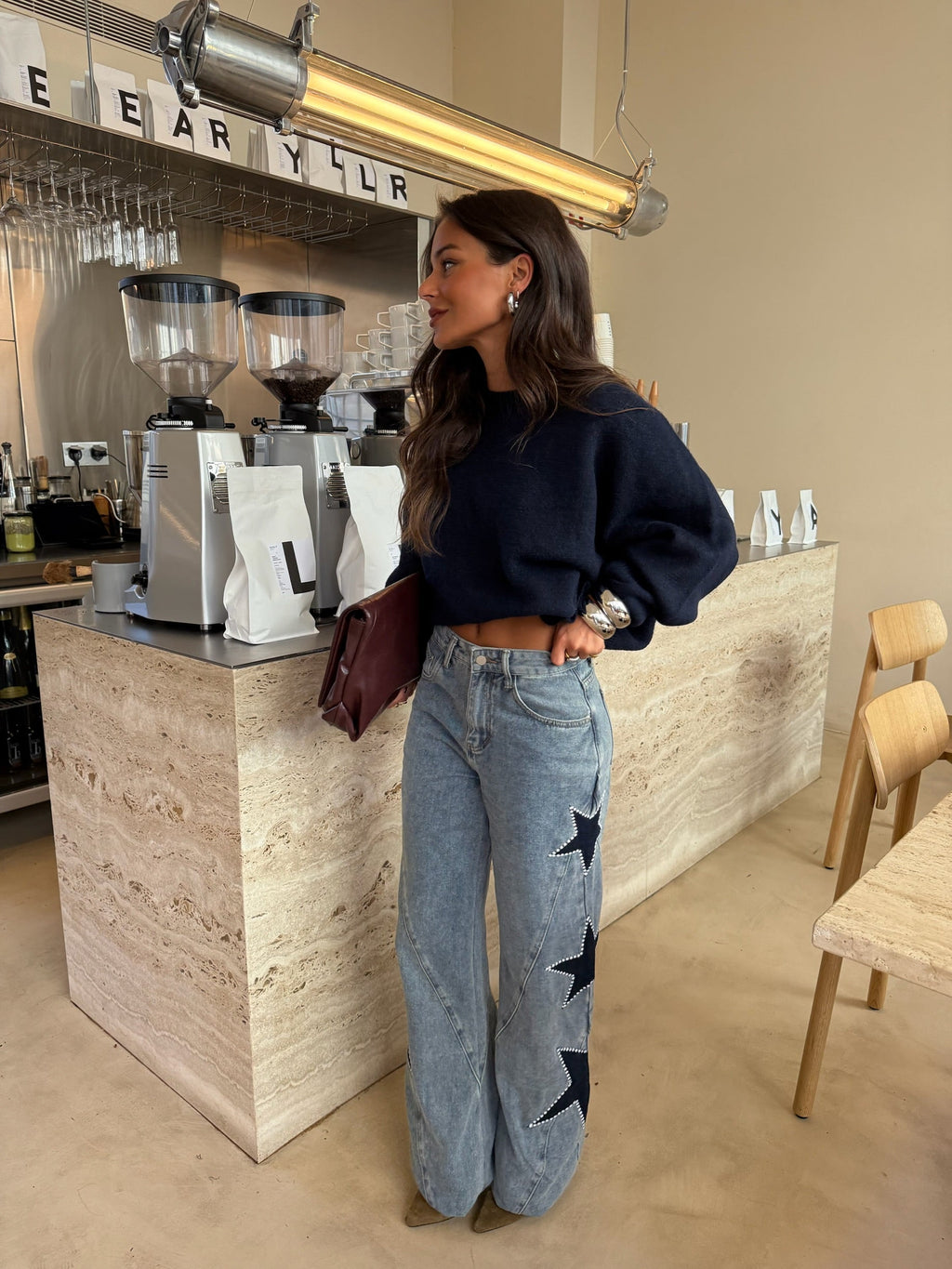 Jeans con estrellas bordadas, tercera vista