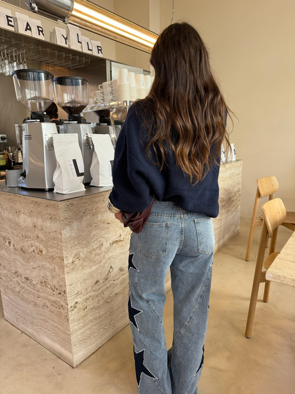 Jeans con estrellas bordadas, sexta vista