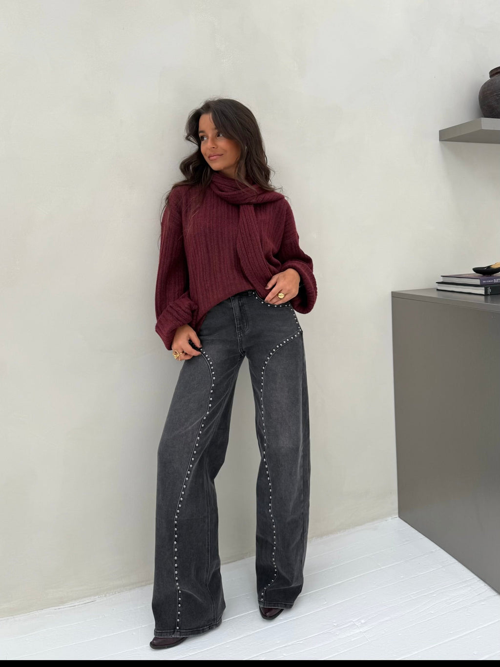 Jeans de pierna ancha con estoperoles, Gris, vista frontal