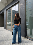 Jeans de tiro alto y pierna ancha, vista frontal (2)
