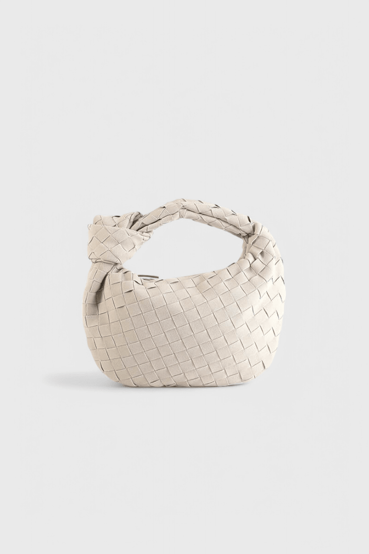 Mini bolsa tejida con nudo, tercera vista