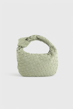 Mini bolsa tejida con nudo, cuarta vista