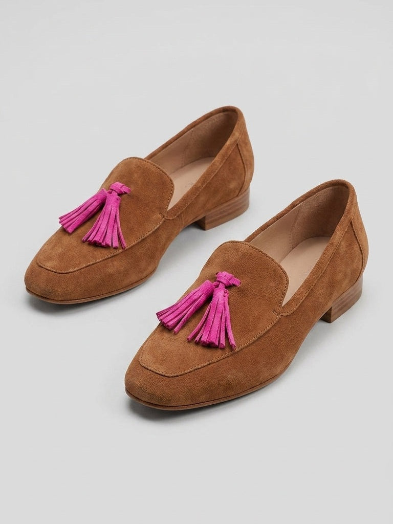 Mocasines color chocolate de líneas limpias, quinta vista