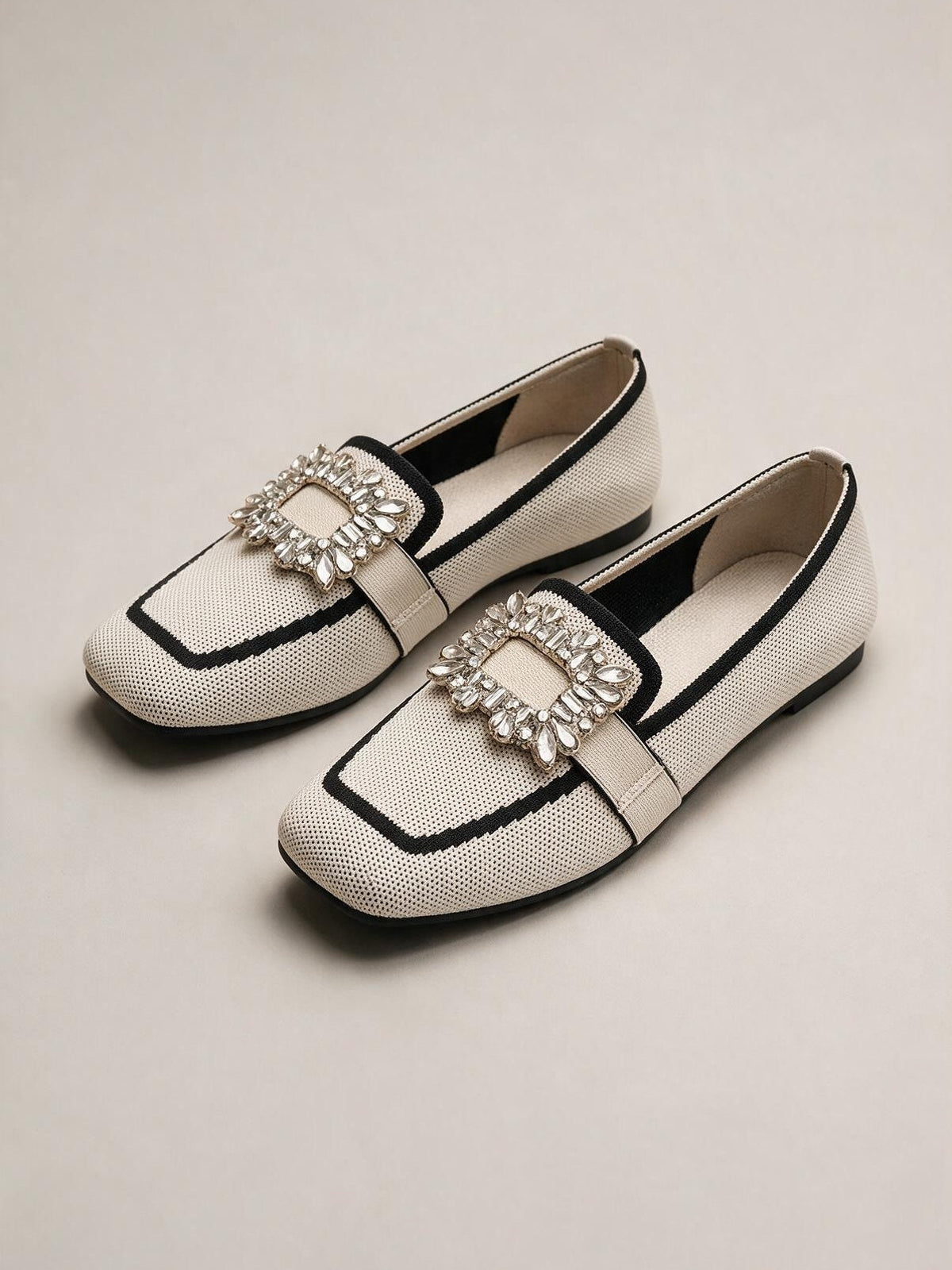 Mocasines con hebilla e inserto de tul, color beige, cuarta vista