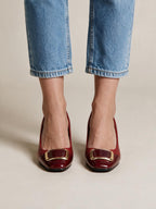 Mocasines de piel con suela suave, color rojo, vista frontal