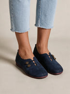 Mocasines clásicos, color azul marino, vista frontal