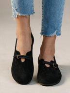 Mocasines con agujetas, color negro, vista frontal