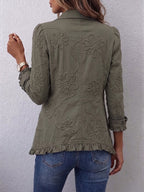 Oralia | chamarra bordada con olanes