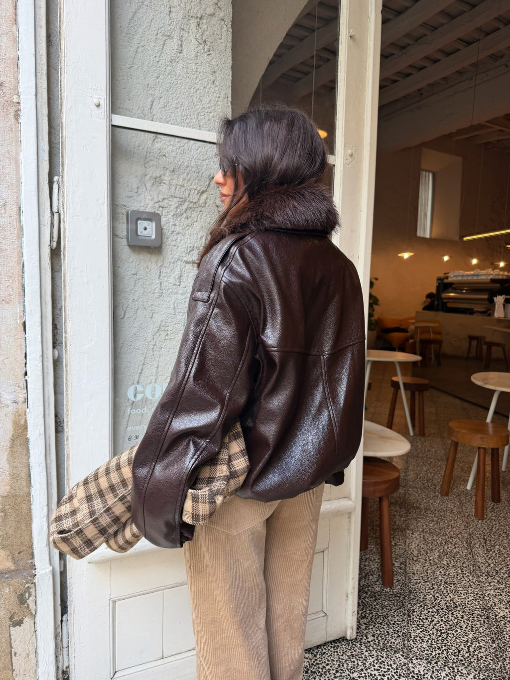 Pantalón de pana beige, sexta vista