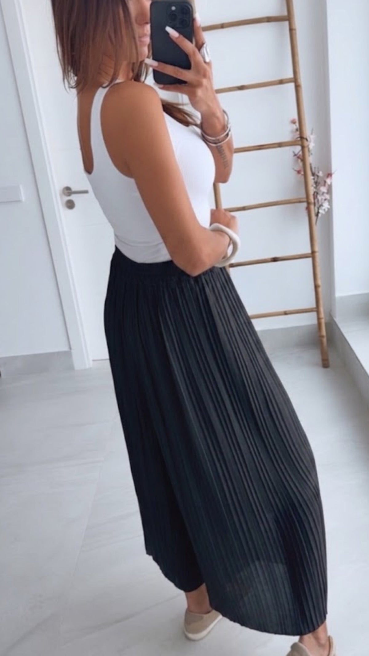 Airam pantalón plisado negro