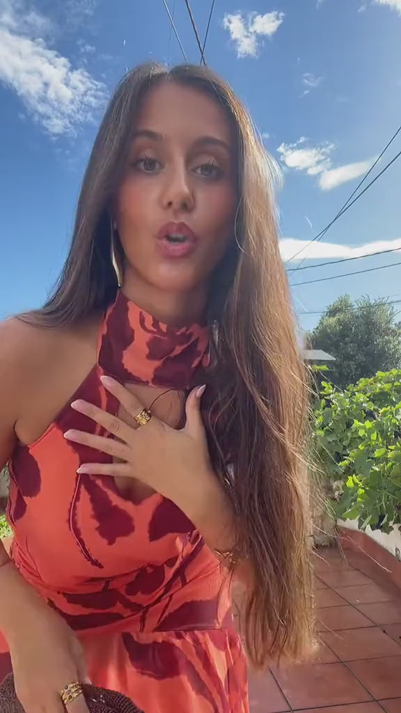 Vídeo de la prenda puesta