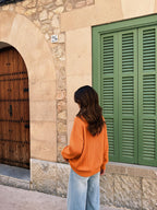 Sudadera waffle con botonadura henley, color naranja, vista trasera