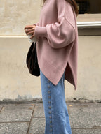 Suéter de tejido suave, color rosa, vista lateral