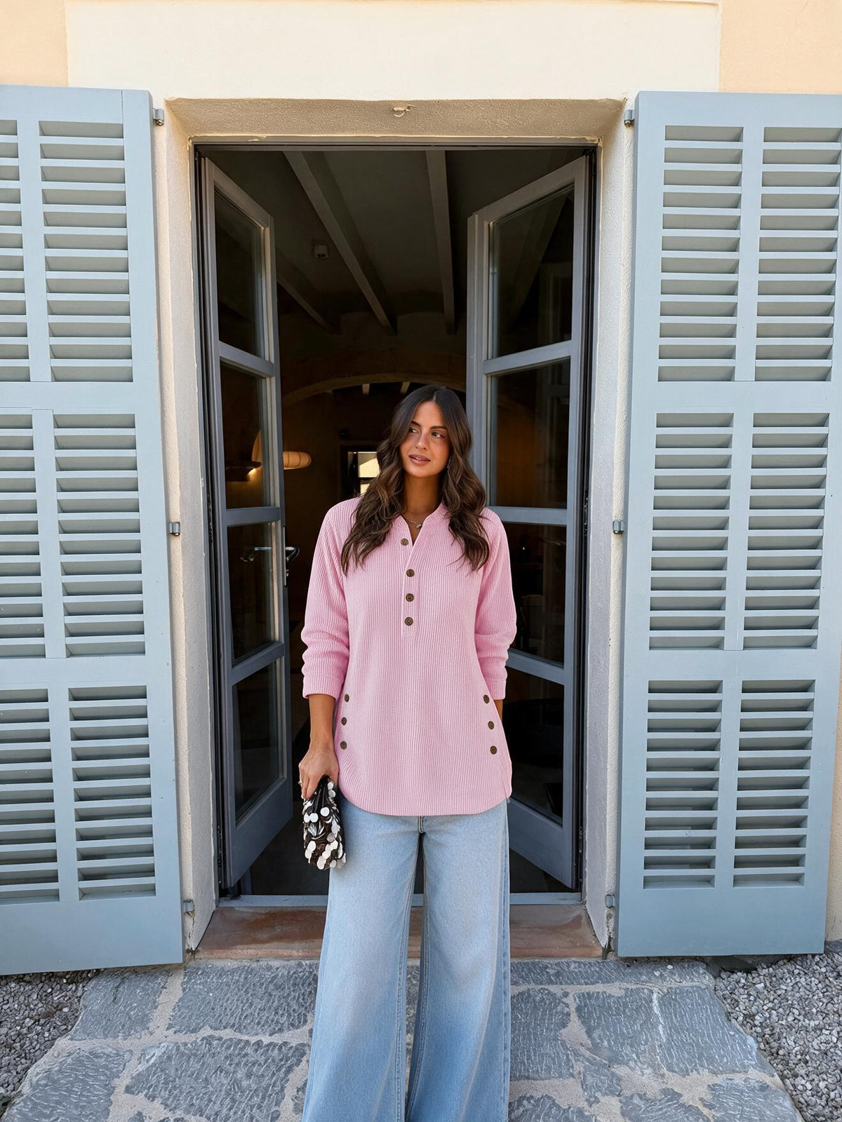 Túnica con cuello henley, color rosa palo, vista frontal