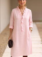 Vestido con escote en V y olanes, vista frontal