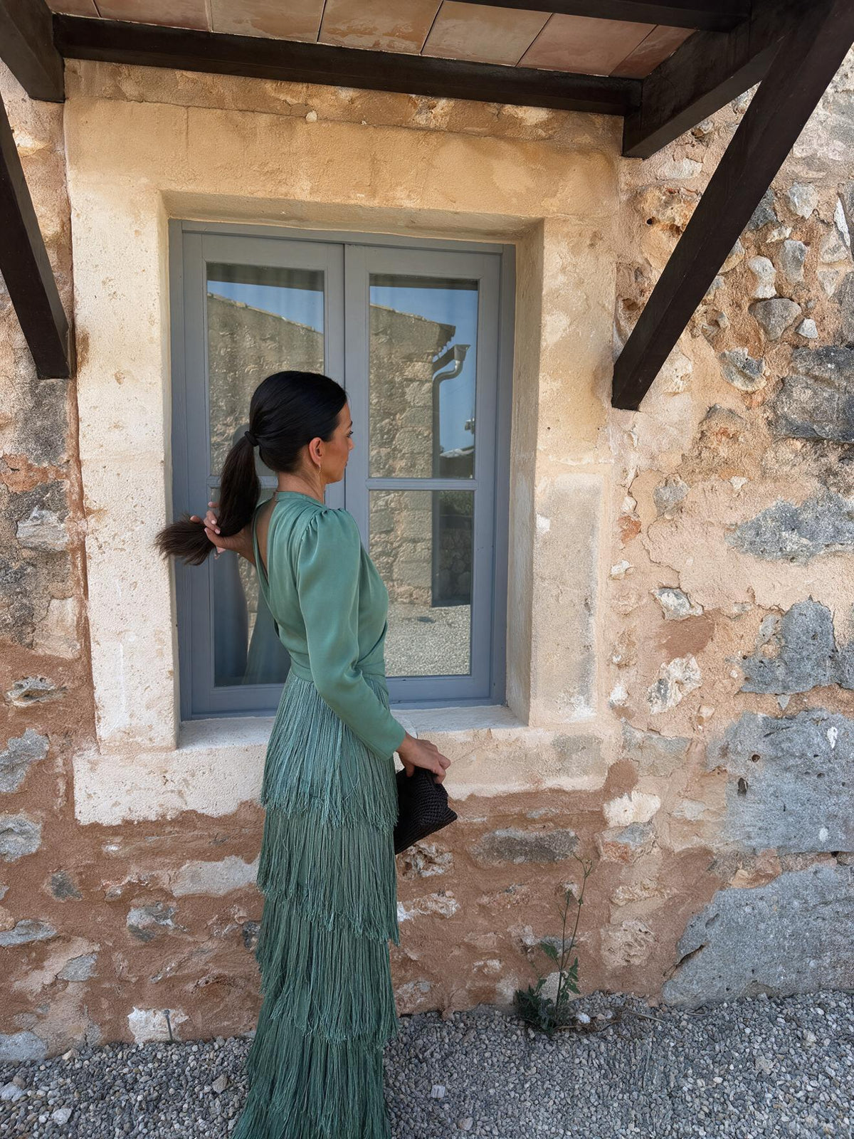 Vestido elegante con mangas de flecos, color verde claro, segunda vista