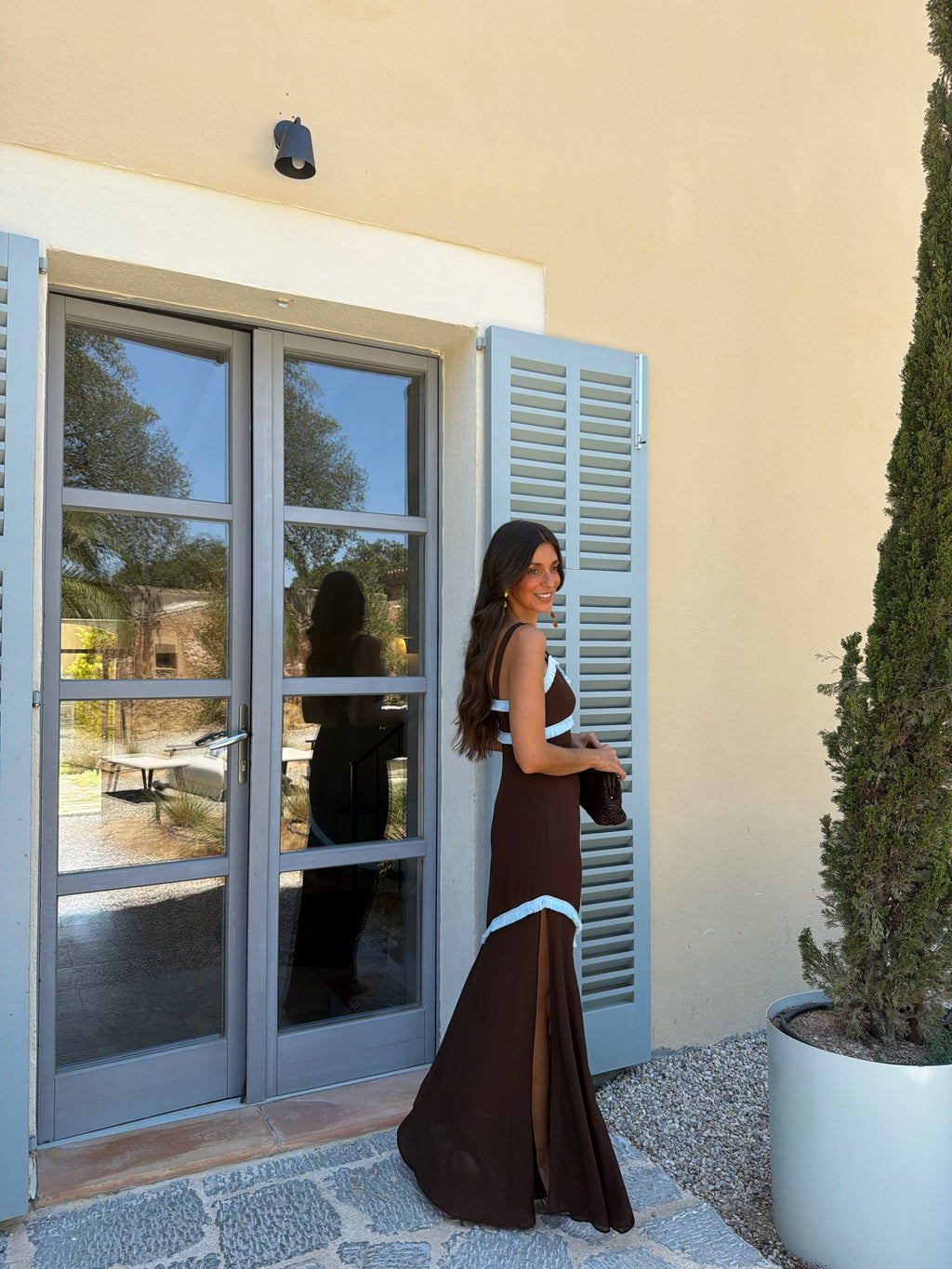 Vestido largo, Café con detalles azules, segunda vista