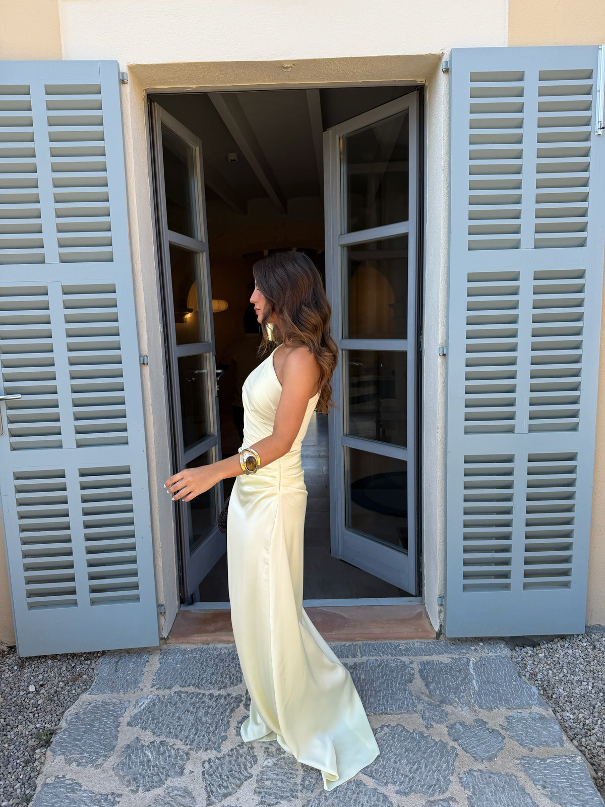 Vestido largo con parte superior tejida y falda de satín, Amarillo, cuarta vista