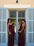 Vestido largo de corte sofisticado, color cereza, cuarta vista