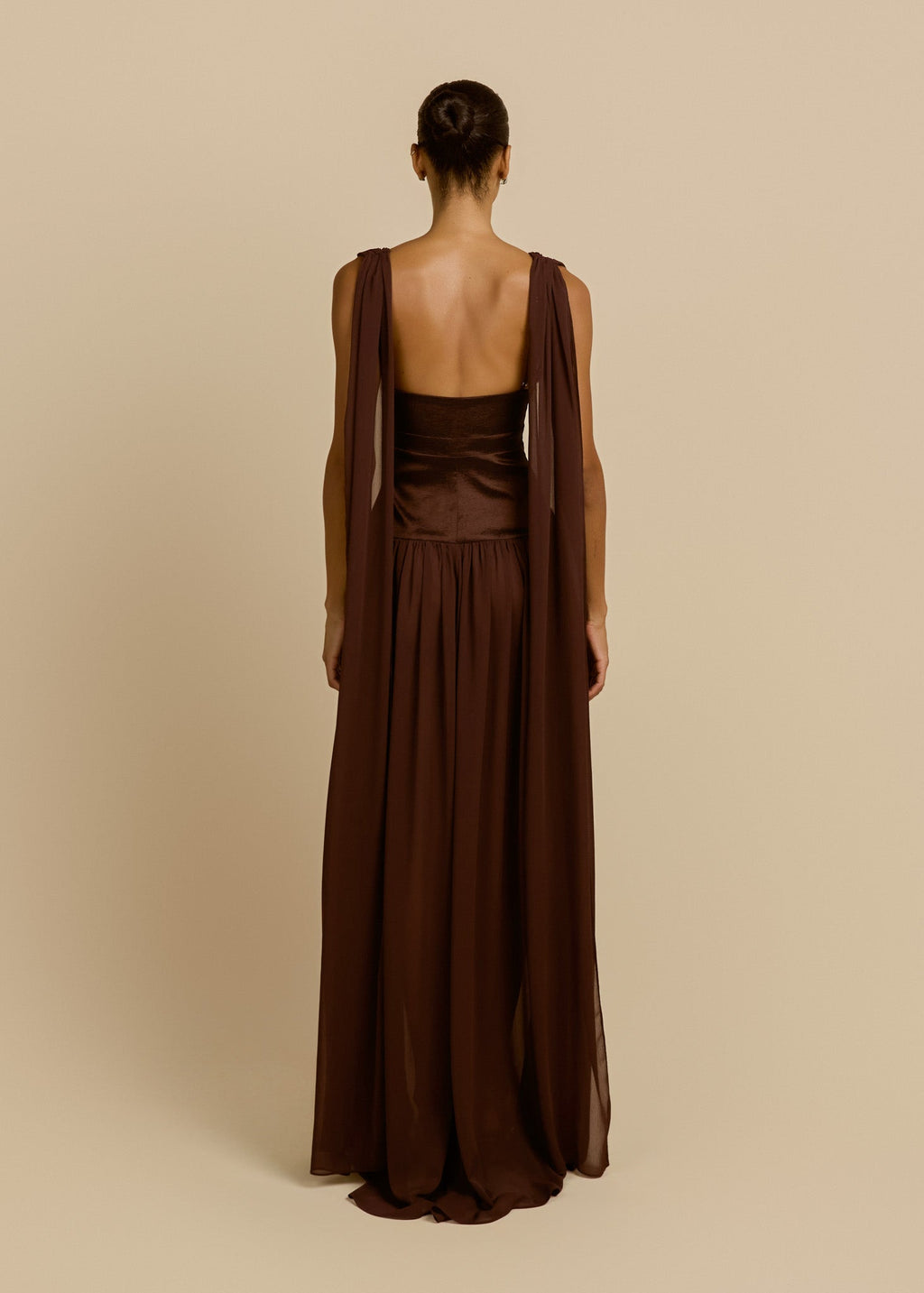 Escote | vestido largo