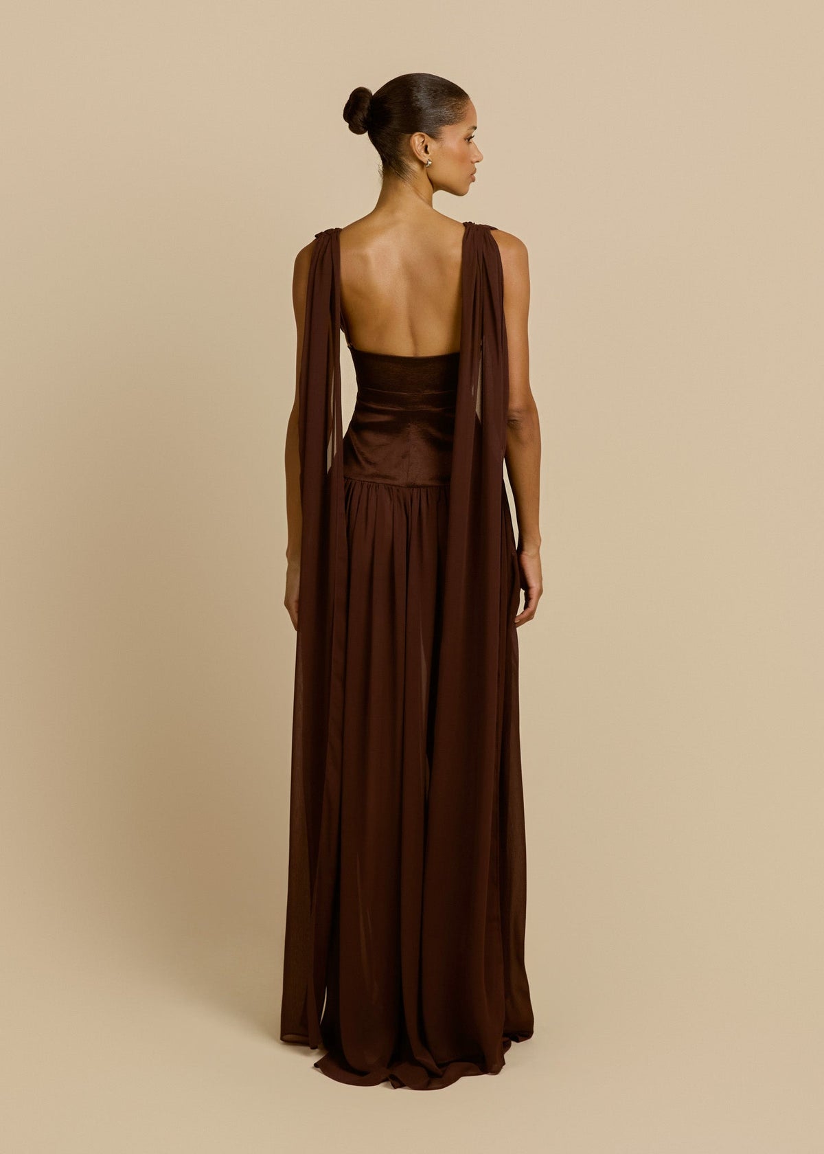 Escote | vestido largo