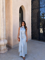 Vestido largo de satín con cuello halter, Azul marino, vista frontal