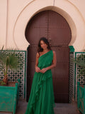 Vestido largo elegante de caída fluida, color verde, vista frontal