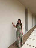 Vestido largo floral con cuello halter, vista frontal