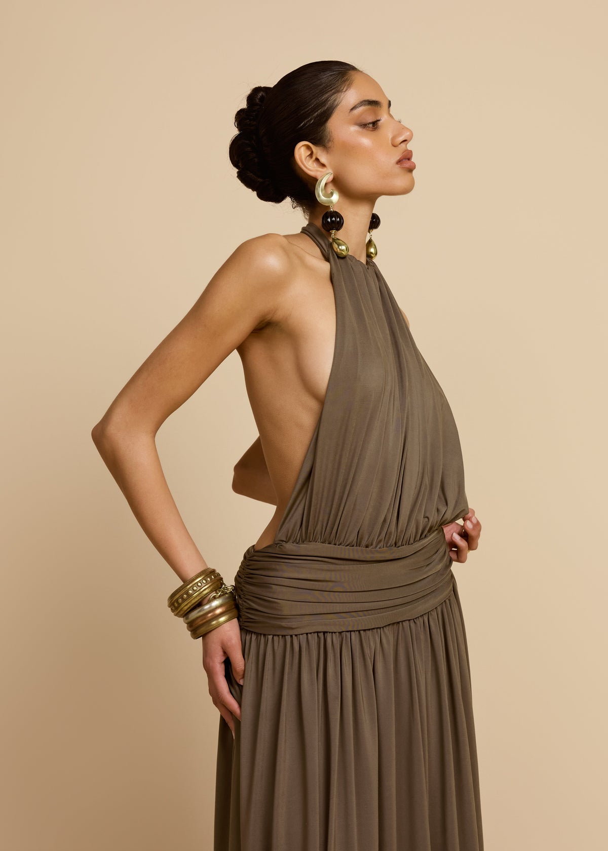 Fluido | vestido largo halter