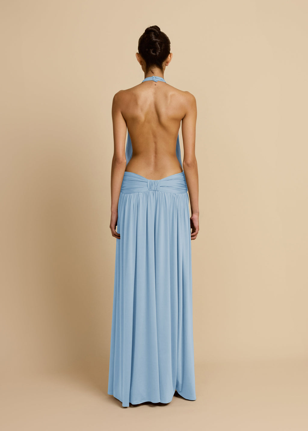 Fluido | vestido largo halter